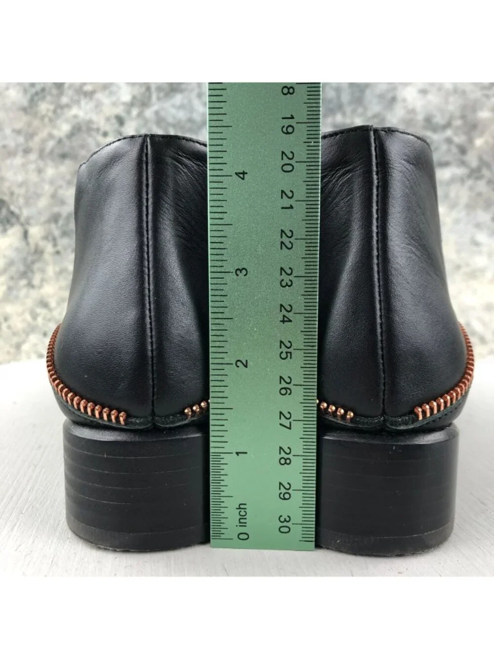 Halogen Women's Size 6.5M Piper Black Leather Zipper Detail Cutout Ankle Booties